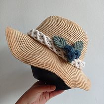 Mi proyecto del curso: Macramé en 3D: crea tapices botánicos . Un proyecto de Artesanía, Interiorismo, Tejido, Macramé y Diseño textil de Carla Contreras - 01.10.2022