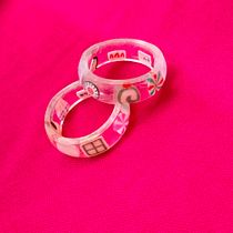 Mi proyecto del curso: Diseño de joyería en resina. Design de acessórios, Artesanato, Design de joias, e DIY projeto de sar.gpe.acot - 08.10.2022
