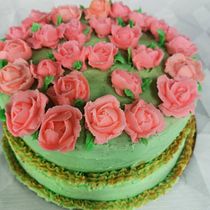 My 50th birthday roses cake. Design, and DIY project by Serina Bird - 10.06.2022