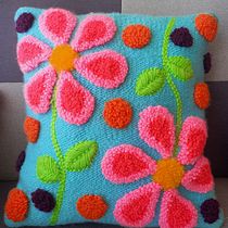 Mi proyecto del curso: Bordado XL con aguja mágica. Bordado, Decoração de interiores, Punch needle, e Design têxtil projeto de Lisa Maria Cabrera - 10.10.2022