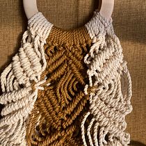 Mi proyecto del curso: Diseño y elaboración de bolsos en macramé. Un projet de Design , Création d'accessoires, Artisanat, Couture, Art textile, Macramé , et Design textile de Xotchil Mendez Davila - 11.10.2022