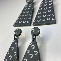 Il mio progetto del corso: Design di gioielli in argilla polimerica per principianti. Un progetto di Design di accessori, Artigianato, Design di gioielli e DIY di Arianna Barzocchini - 16.10.2022