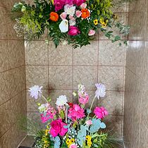 Mi proyecto del curso: Diseño y creación de composiciones florales. Un progetto di Interior design, Paesaggismo, Interior Design, DIY e Design floreale e vegetale di Carmen Marcela Cardenas Galo - 21.10.2022