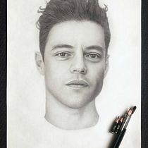 My project for course: Realistic Portrait with Graphite Pencil. Ilustração tradicional, Artes plásticas, Esboçado, Desenho a lápis, Desenho, Desenho de retrato, Desenho realista, Desenho artístico, e Desenho anatômico projeto de elmars - 24.10.2022