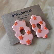Mi proyecto del curso: Diseño de bisutería con arcilla polimérica para principiantes. Un progetto di Design di accessori, Artigianato e Design di gioielli di Claudia Merino - 25.10.2022