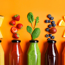 Naming para una fábrica y distribuidor  de refrescos vegetarianos. Un projet de Publicité, Br, ing et identité, Conseil créatif, Naming , et Gestion de la conception de Dax Yves - 27.10.2022