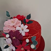 My project for course: Sugar Flowers for Cake Designs. Un progetto di Design di Georgiana Onofrei - 31.10.2022