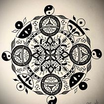 Mon projet du cours : L'art de dessiner des mandalas : créez des motifs géométriques. Drawing & Ink Illustration project by mpc_mady - 11.01.2022