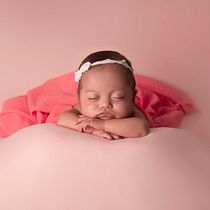 Mi proyecto del curso: Introducción a la fotografía newborn. Un projet de Photographie, Photographie de portrait, Photographie de studio, Photographie lifest, le , et Photographie intérieure de orozcojanelly - 02.11.2022