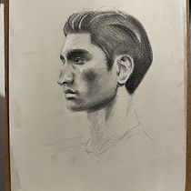 Meu projeto do curso: Retrato realista com carvão vegetal. Ilustração tradicional, Artes plásticas, Desenho, Desenho de retrato, e Desenho realista projeto de Gustavo Pupo - 04.11.2022