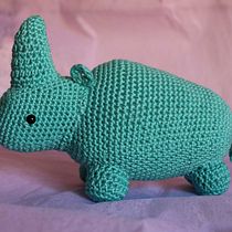 Mi proyecto del curso: Diseño y creación de amigurumis. Arts, Crafts, To, Design, Fiber Arts, DIY, Crochet, Amigurumi, and Textile Design project by noelialunatican - 11.05.2022