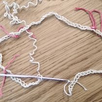 Mi proyecto del curso:  Top-down: prendas a crochet de una sola pieza. Un progetto di Fashion design, Fiber Art, DIY, Uncinetto e Textile Design di Emmariel Morales - 05.11.2022
