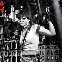Mon projet du cours : La photographie de Sin City : de la BD à l’écran. Un projet de Photographie, Conception d'éclairage, Postproduction photographique, Photographie de studio , et Photomontage de Olivier - 06.11.2022