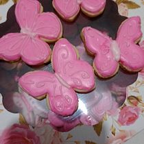 Mi proyecto del curso: Decoración de galletas con royal icing para principiantes. Design, Painting, and DIY project by Carla Suarez - 11.07.2022