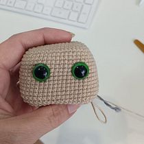 Mi proyecto del curso: Amigurumis: personas tejidas a crochet. Arts, Crafts, To, Design, Fiber Arts, Crochet, Amigurumi, and Textile Design project by tementa - 11.08.2022