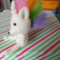 Mi proyecto del curso: Needle felting: creación de personajes con lana y aguja. Artesanato, Design de brinquedos, Feltragem com agulha, e Design têxtil projeto de Puri Varela Moneo - 08.11.2022