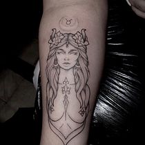 Mi proyecto del curso: Técnicas de tatuaje: sombreado con pepper shading. Ilustração tradicional, e Desenho de tatuagens projeto de raul.aldoradinr - 09.11.2022