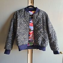 My project for course: Make and Customize Your First Bomber Jacket. Fashion Design, Sewing, Patternmaking, and Dressmaking project by Nina Van Houten - 11.08.2022