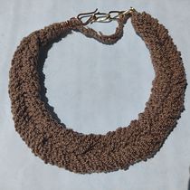 Mi proyecto del curso: Creación de joyería textil Ein Projekt aus dem Bereich H, werk, Schmuckdesign, Weben und Textildesign von Vanessa del Carmen Triviño García - 27.11.2022
