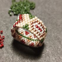 My project for course: Beaded Jewelry Design: My Precioussss. Un progetto di Design di accessori, Artigianato, Design di gioielli e Fiber Art di fisvoranu - 15.11.2022