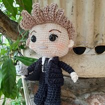 My project for course: Amigurumi: Learn to Crochet People. Arts, Crafts, Fiber Arts, Crochet, Amigurumi, Textile Design, To, and Design project by Suyapa León - 11.18.2022
