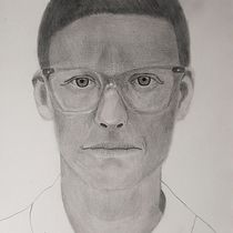 Mi proyecto del curso: Retrato realista a lápiz: captura historias y emociones. Traditional illustration, Pencil Drawing, Drawing, Portrait Drawing, and Realistic Drawing project by Omar Sánchez Martínez - 11.20.2022