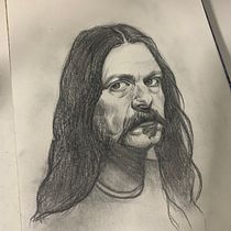 Meu projeto do curso: Retrato realista com lápis grafite. Ilustração tradicional, Artes plásticas, Esboçado, Desenho a lápis, Desenho, Desenho de retrato, Desenho realista, Desenho artístico, e Desenho anatômico projeto de Fernanda Azevedo - 20.11.2022