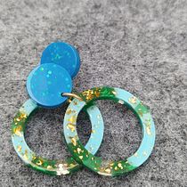 Meu projeto do curso: Design de joalheria com resina. Un progetto di Design di accessori, Artigianato, Design di gioielli e DIY di alvesitanildo - 22.11.2022