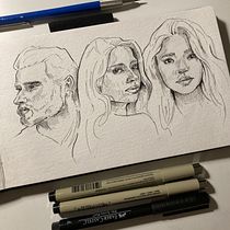 My project for course: Portrait Sketchbooking: Explore the Human Face. Un proyecto de Bocetado, Dibujo, Dibujo de Retrato, Dibujo artístico y Sketchbook de Kathleen Kennan - 23.11.2022