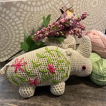 Mon projet du cours : Création et réalisation d’amigurumis. Arts, Crafts, To, Design, Fiber Arts, DIY, Crochet, Amigurumi, and Textile Design project by Lucie Laroche - 11.25.2022