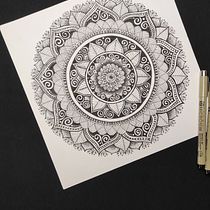 Mi proyecto del curso: El arte de dibujar mandalas: crea patrones geométricos. Drawing & Ink Illustration project by deaquiavenus - 11.28.2022