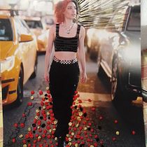 Watch me while I bloom. Photograph, Paper Craft, Embroider, DIY, and Textile Design project by Michelle Lapeyre - 11.22.2022