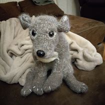 Mi proyecto del curso: Tejido de animales de peluche realistas: crea un cachorro de hilo. Fiber Arts, DIY, Knitting, and Textile Design project by Mariluz Tomillo Ovejero - 12.03.2022