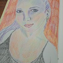 Mi proyecto del curso: Dibujo de retratos llamativos con lápices de colores. Drawing, Portrait Drawing, Sketchbook, and Colored Pencil Drawing project by safdieruth - 12.04.2022