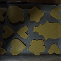 Mi proyecto del curso: Decoración de galletas con royal icing para principiantes. Design, Painting, and DIY project by lau - 12.05.2022