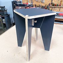 My project for course: Introduction to CNC Router Furniture Design. Un progetto di Design e creazione di mobili, Design industriale, Product design e Falegnameria  di John Dymond - 01.12.2022
