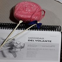 Meu projeto do curso: Tricô para roupas infantis com raglan top-down. Design de moda, Tecido, Tricô, e Design têxtil projeto de Jana Perelló - 09.12.2022
