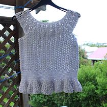 My project for course: Crochet Techniques for Colorful Clothing. Fashion Design, Fiber Arts, DIY, Crochet, and Textile Design project by Corrine Laporte - 01.01.2023