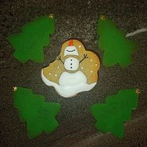 Mis primeras galletas decoradas estoy muy emocionada. Design, Painting, and DIY project by katy15q - 12.14.2022