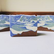Meu projeto do curso: Técnicas decorativas e elaboração de sabonetes a frio. Arts, Crafts, and DIY project by DANILA SANTOS DA CONCEIÇÃO - 12.15.2022
