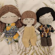 Mi proyecto del curso: Muñecos de tela: diseño, costura y creación de contenido. Un projet de Artisanat, Conception de jouets, Réseaux sociaux, Photographie smartphone, Photographie de produits, Photographie pour Instagram , et Confection de patrons et vêtements de beanaiz - 21.12.2022