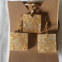 Mi proyecto del curso: Diseño de joyería en resina. Un progetto di Design di gioielli di artelya.artesania - 24.12.2022