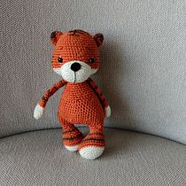 Mi proyecto del curso: Diseño de amigurumis: crea personajes de crochet. Arts, Crafts, Fiber Arts, Art To, s, Creating with Kids, Crochet, and Amigurumi project by limacree - 12.30.2022