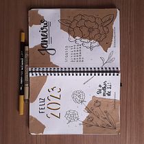 Meu projeto do curso: Introdução ao bullet journal ilustrado. Ilustração tradicional, Lettering, Desenho, H, e Lettering projeto de Jéssica Pereira - 30.12.2022
