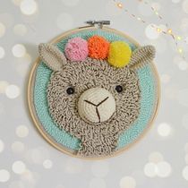 Mi proyecto del curso: Punch needle y crochet: crea personajes únicos Ein Projekt aus dem Bereich H, werk, Spielzeugdesign, Stickerei, Weben, DIY, Crochet, Punch needle und Textildesign von teodorart0 - 31.12.2022