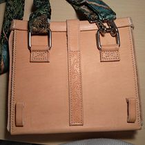 My project for course: Handmade Leather Bag Creation for Beginners. Design, Accessor, Design, Arts, Crafts, and Sewing project by vivirhelg - 01.01.2023