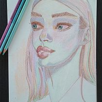Mój projekt z kursu: Rysowanie ekspresyjnych portretów kredkami . Drawing, Portrait Drawing, Sketchbook, and Colored Pencil Drawing project by Mariola Klimowicz - 01.03.2023