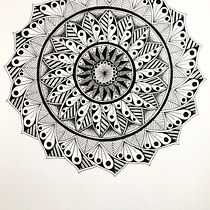 Meu projeto do curso: A arte de desenhar mandalas: crie padrões geométricos. Un projet de Dessin et Illustration à l'encre de Susana Marques - 30.12.2022