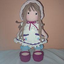 Mi proyecto del curso: Elaboración de muñecas amigurumi románticas, entre el trabajo y las cosas de la casa recien pude terminar mi muñeca, la ame, gracias por la explicacion tan detallada, me encanto el curso 😊 . To, Design, Fiber Arts, Crochet, and Textile Design project by gya290317 - 01.06.2023