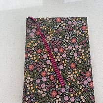 My project for course: Pictorial Sketchbook with Gouache. Un projet de Illustration traditionnelle, Esquisse , Dessin, Illustration architecturale, Carnet de croquis , et Peinture gouache de ls_leong - 02.01.2023